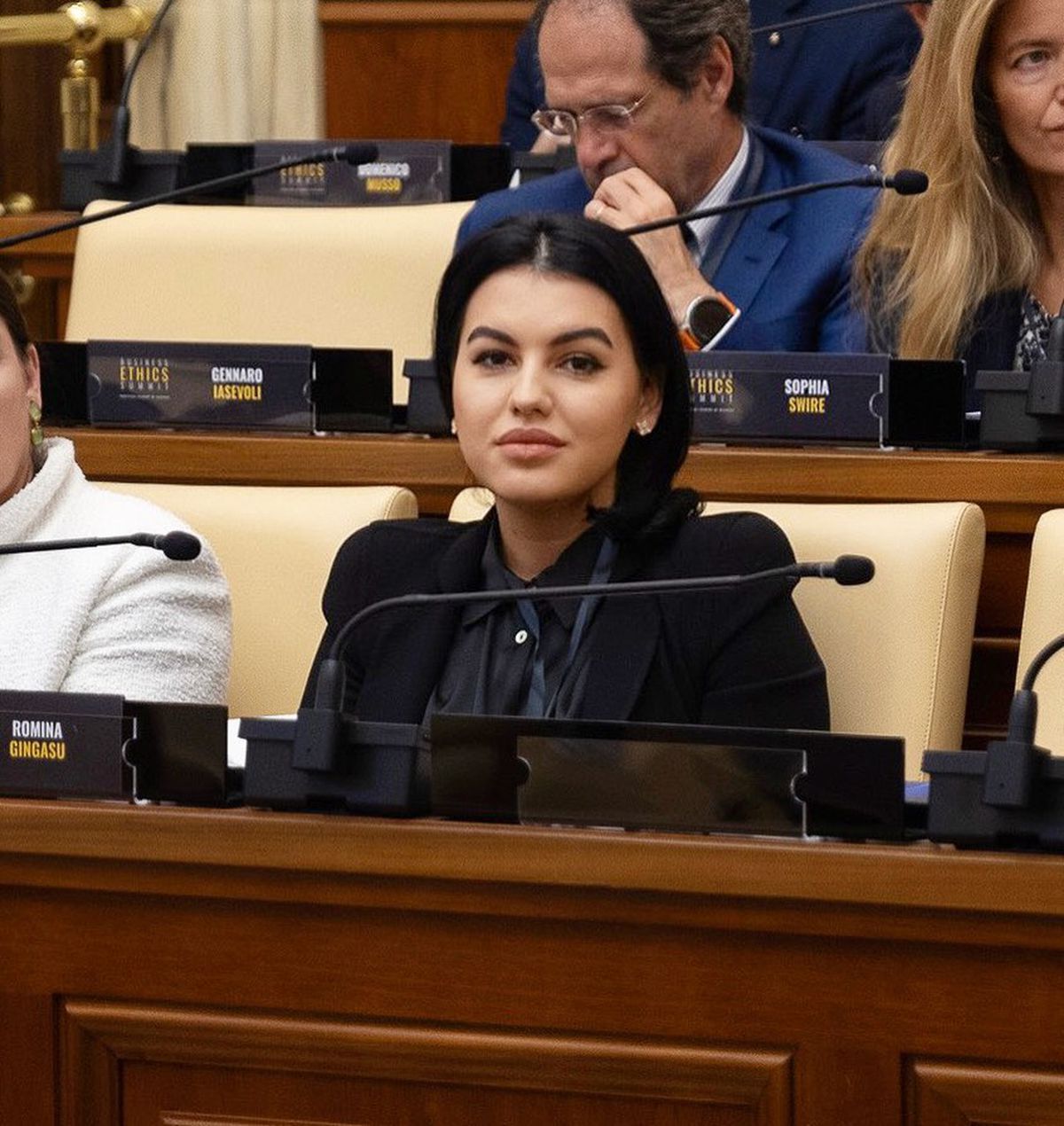 Avertismentul transmis de soția româncă a moștenitorului Ferrari: „Pot avea un impact negativ” » Afacerea pe care a pornit-o