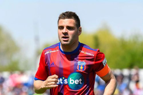 Liber de contract după despărțirea de CSA Steaua București, mijlocașul Adrian Popa (34 de ani) a semnat cu o altă echipă din Liga 2, Concordia Chiajna.
