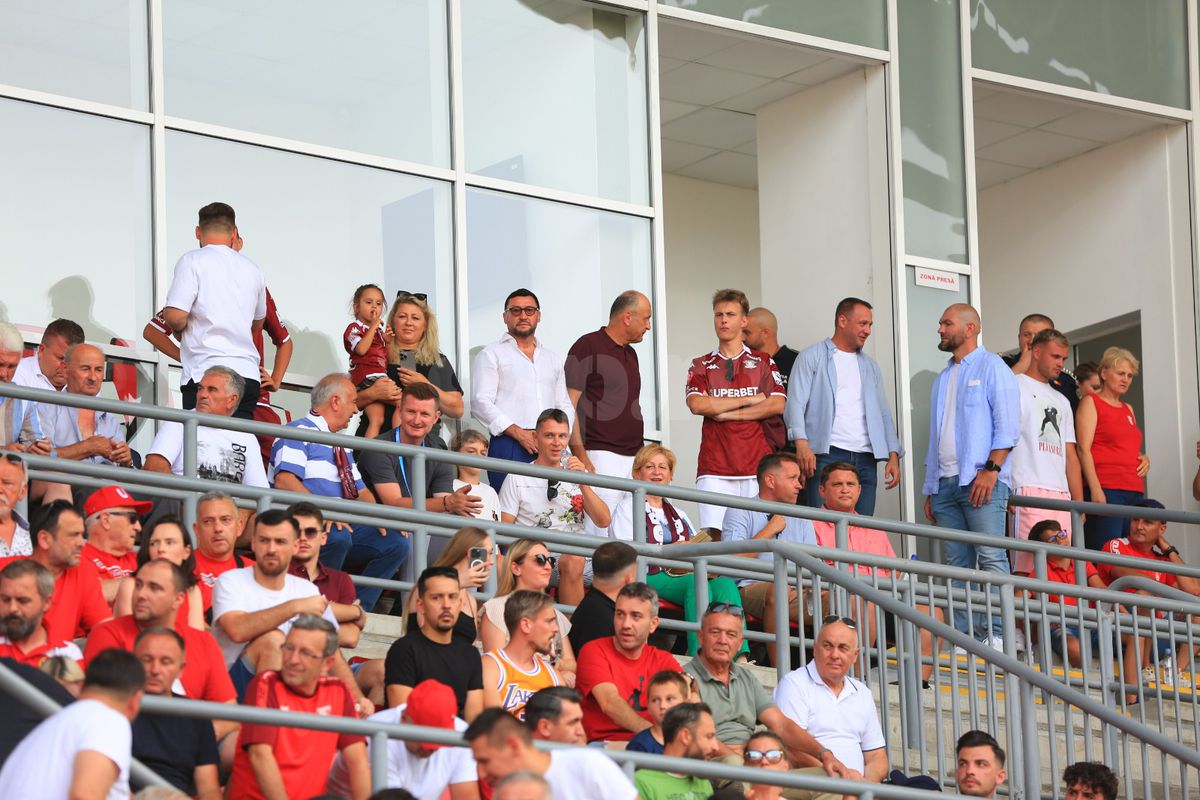 S-a schimbat formula la Rapid » Cine a stat lângă Dan Șucu la primul meci al sezonului