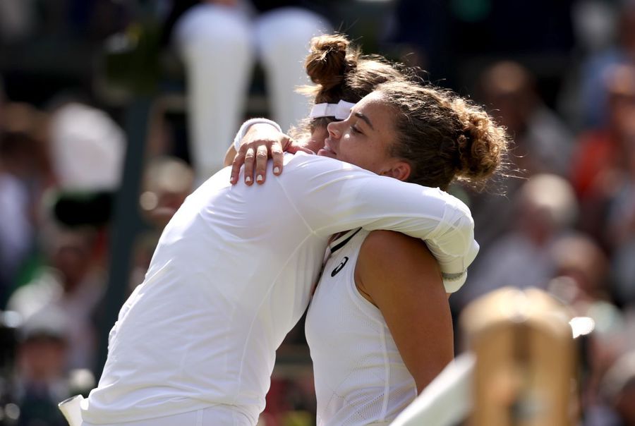 Barbora Krejcikova, noua campioană la Wimbledon! » Lacrimi amintindu-și de cea care i-a fost mentor și bucurie în „cea mai bună zi din viața mea”