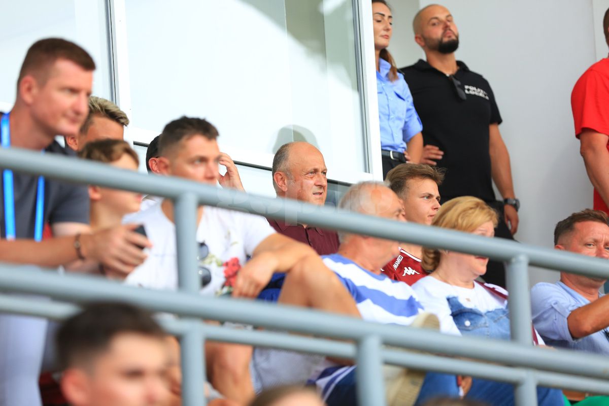 S-a schimbat formula la Rapid » Cine a stat lângă Dan Șucu la primul meci al sezonului