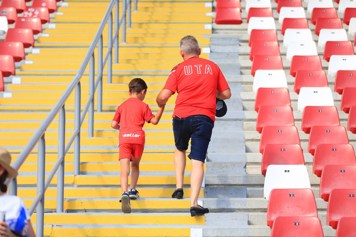 Cronică de George Nistor după UTA - Rapid 1-1: Deraiere la primul meci cu Neil Lennon pe bancă