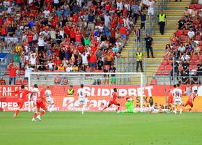 UTA - Rapid se joacă ACUM » Arădenii restabilesc egalitatea