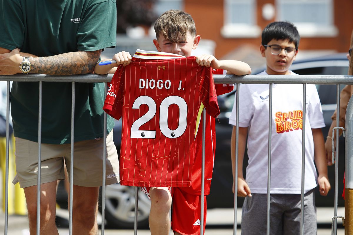 Preston North End - Liverpool, cu omagii aduse lui Diogo Jota