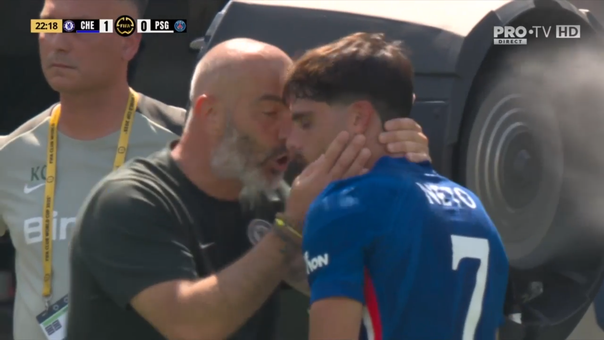 Hakimi și Enzo Fernandez s-au îmbrâncit pe gazon după golul lui Palmer din PSG - Chelsea