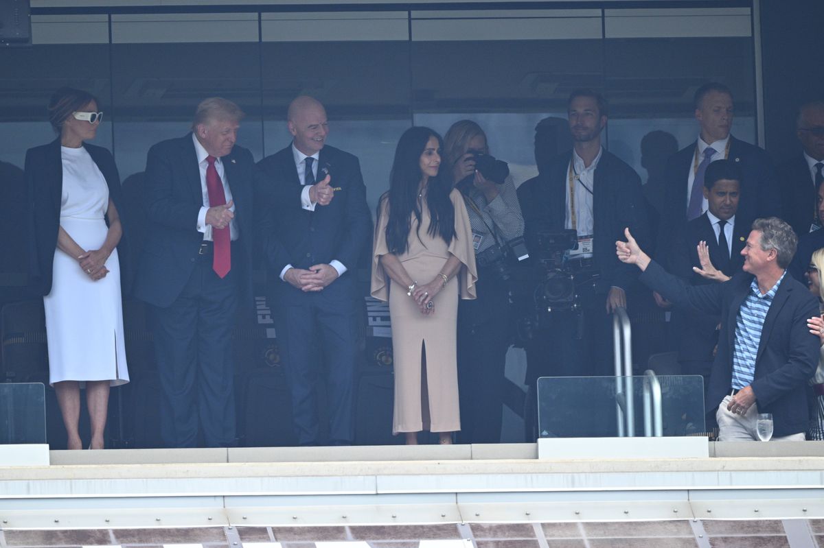 Nemaivăzut! Cu ce a venit Donald Trump la finala Mondialului Cluburilor și ce gest a făcut în momentul intonării imnului