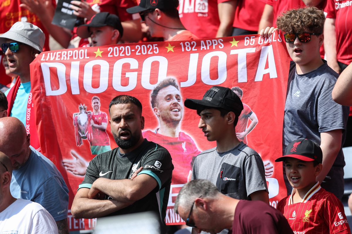 Ce s-a întâmplat la primul meci al lui Liverpool, după decesul lui Diogo Jota
