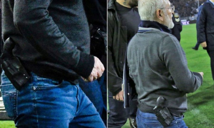 Ivan Savvidis cu pistolul pe teren, în 2018, la derby-ul PAOK - AEK Atena Discurs ca pe timpul lui Ceaușescu » Ce promisiuni i-a făcut Răzvan Lucescu patronului Savvidis