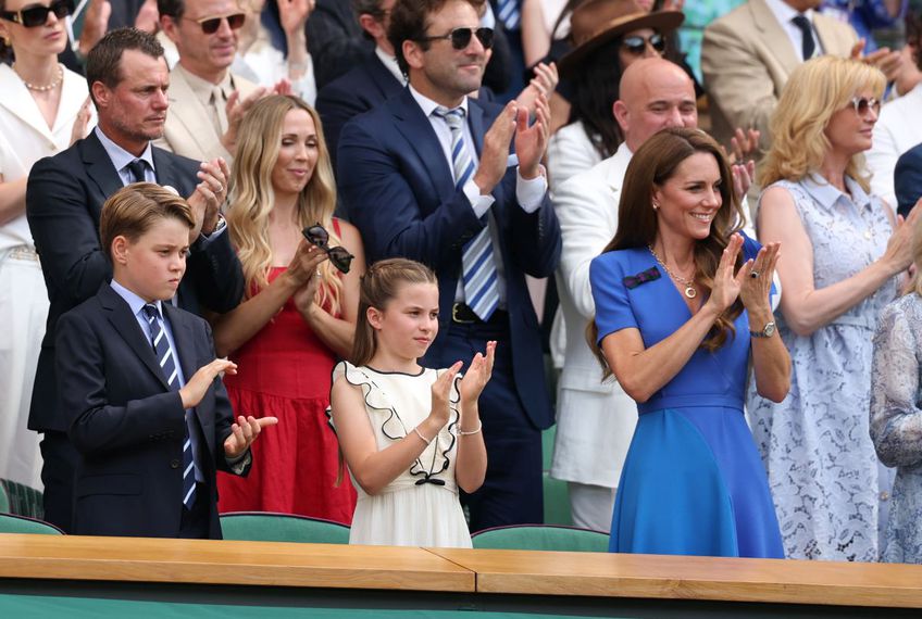 GALERIE FOTO Vedetele s-au înghesuit la finala Wimbledon dintre Sinner și Alcaraz » Prințesa Kate Middleton și-a schimbat ținuta, Hollywood-ul a fost puternic reprezentat
