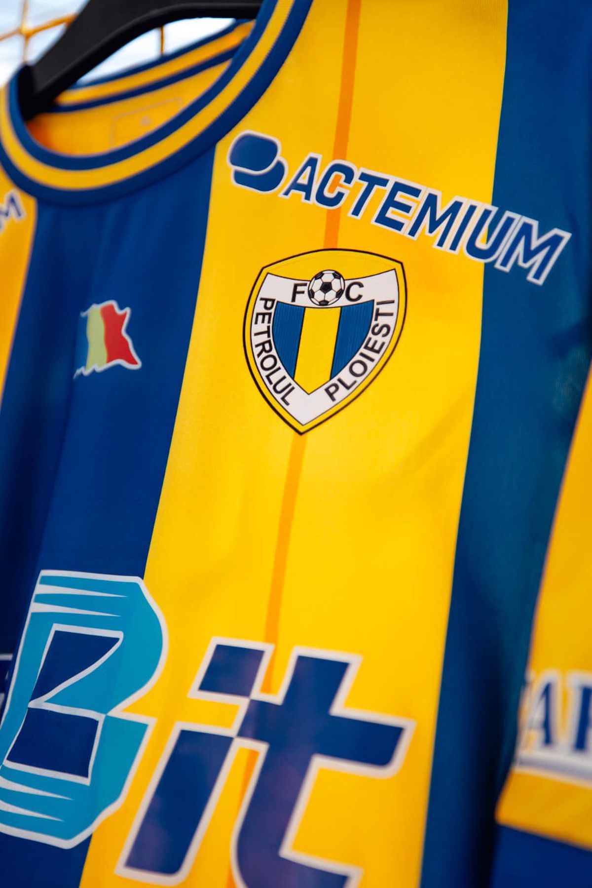 Petrolul Ploiești și-a prezentat echipamentul cu un videoclip emoționant! Fanii au reacționat imediat: „Ideea e fenomenală”