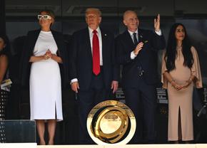 Surpriza lui Trump pentru fanii care vin la Mondial » Cât costă o călătorie dus-întors de 30 de minute cu trenul!