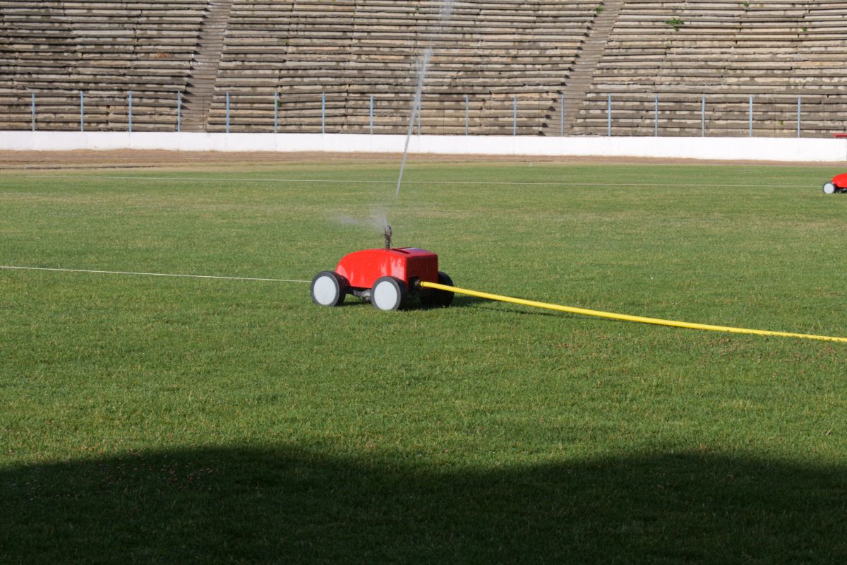 Stadionul cu 30.000 de locuri din drumul către Marea Neagră » Un colos în stare avansată de degradare: imagini excepționale