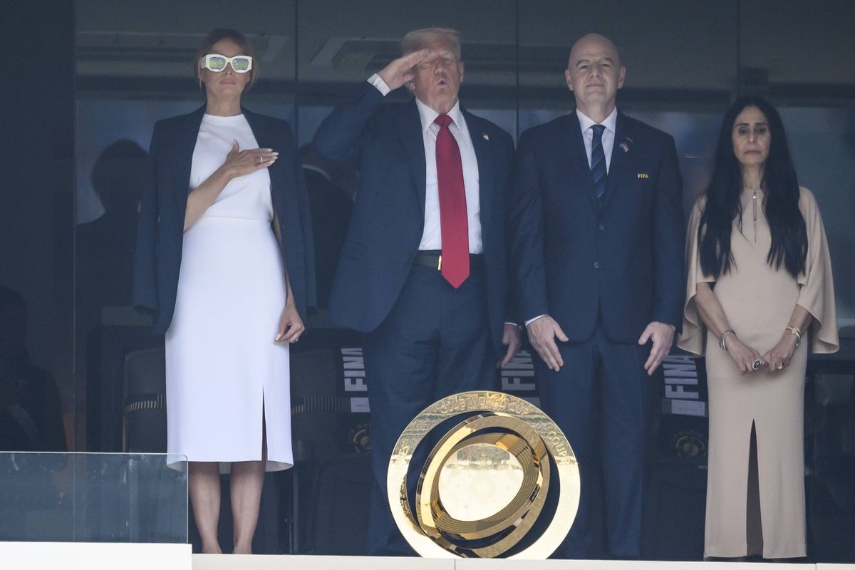 Nemaivăzut! Cu ce a venit Donald Trump la finala Mondialului Cluburilor și ce gest a făcut în momentul intonării imnului
