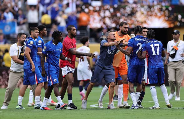 „Fight Club” după Chelsea - PSG » Scene ȘOCANTE: Luis Enrique i-a băgat mâna în gât unui adversar, bătaie generală pe teren