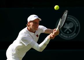 Jannik Sinner - Carlos Alcaraz, marea finală de la Wimbledon » Meciul a depășit 2 ore: primele 3 seturi s-au încheiat cu același scor