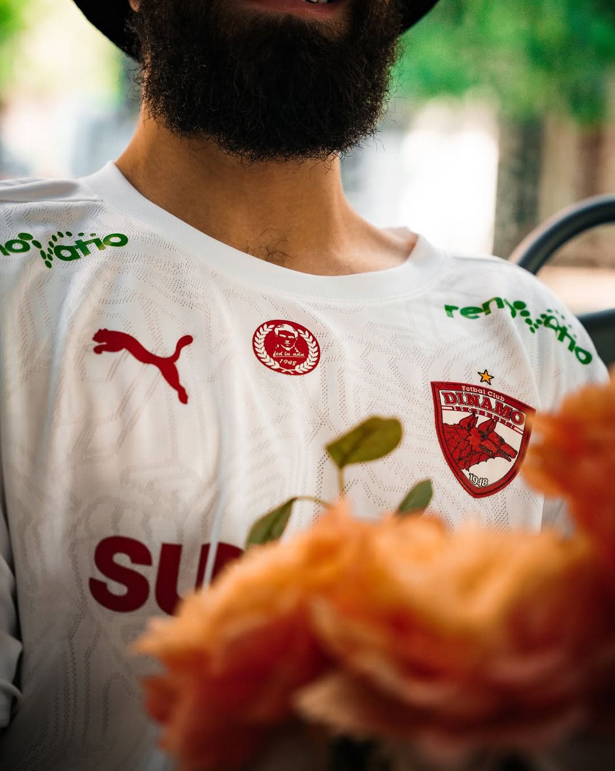 E gata! Dinamo și-a schimbat echipamentele contestate aspru de suporteri