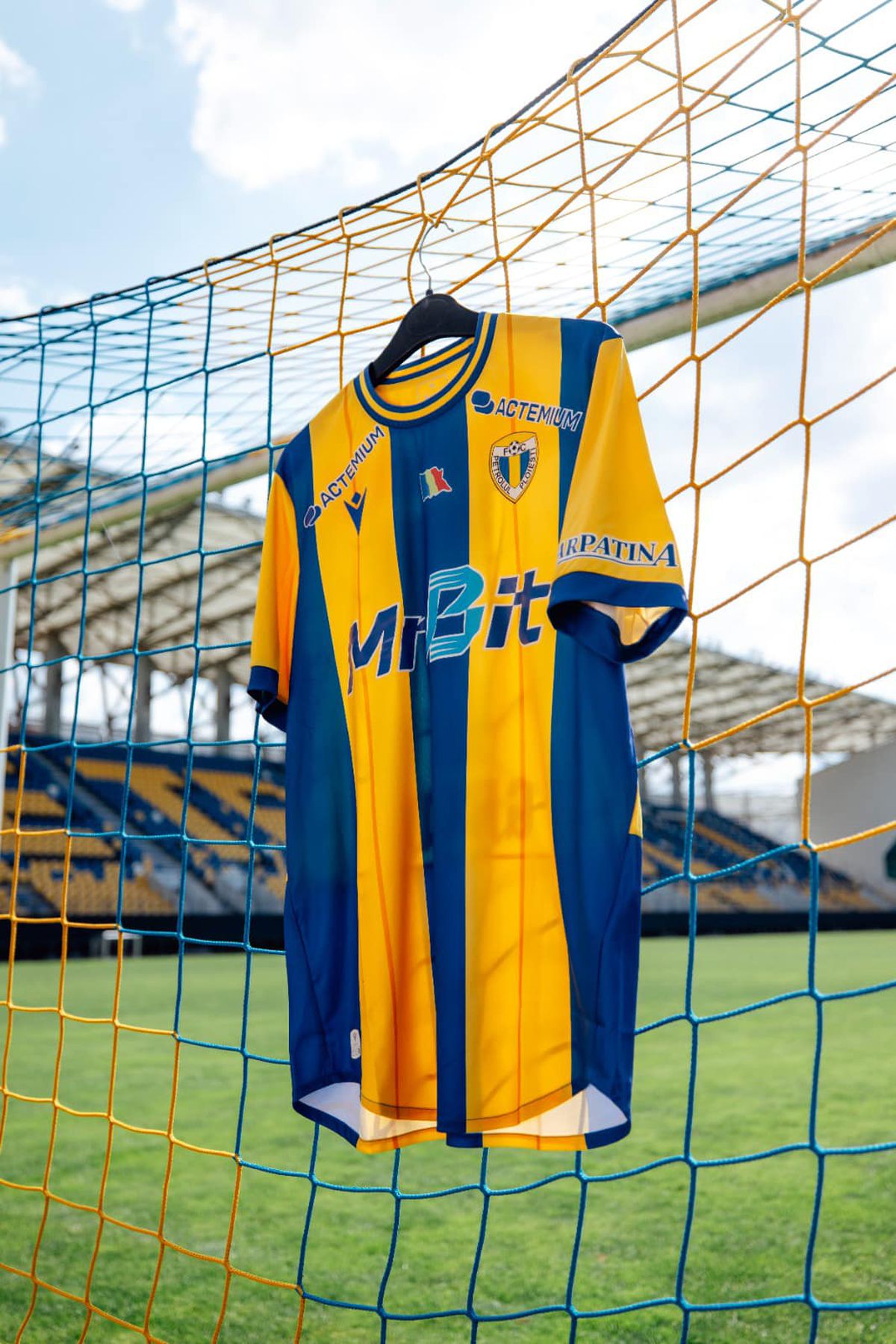 Petrolul Ploiești prezentare echipament 2025-2026