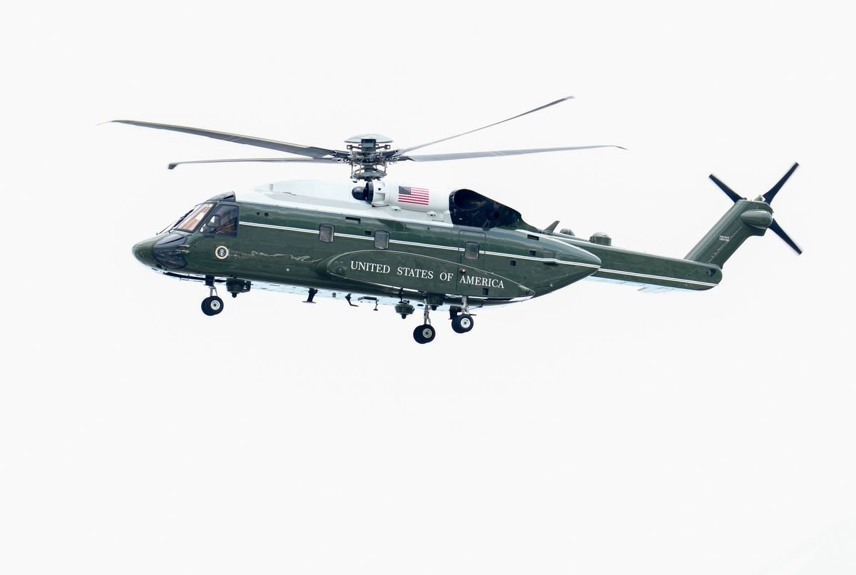 Nemaivăzut! Cu ce a venit Donald Trump la finala Mondialului Cluburilor și ce gest a făcut în momentul intonării imnului