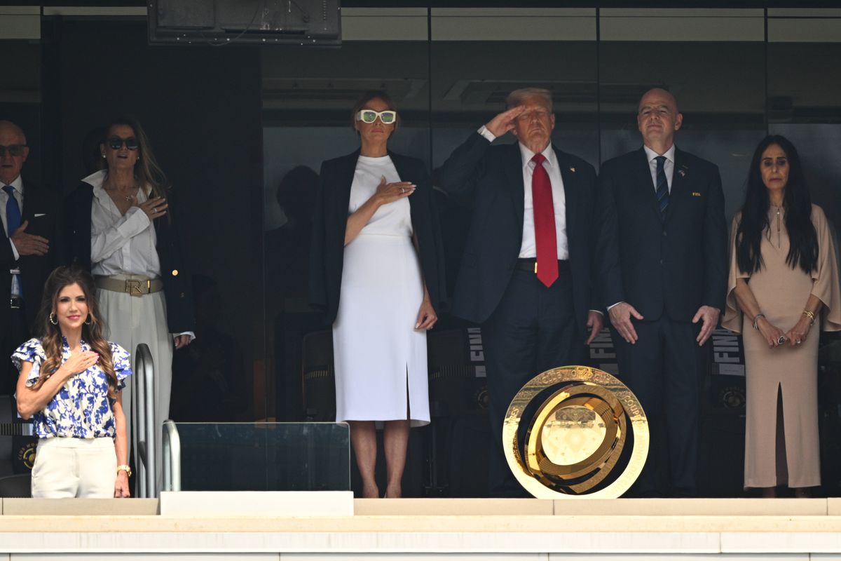 Chelsea - PSG, cu Donald Trump în tribunele „MetLife Stadium”