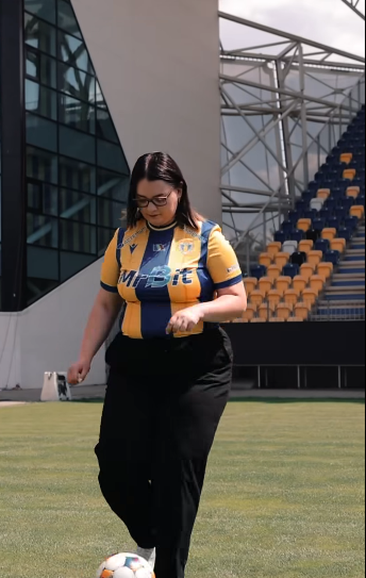 Petrolul Ploiești prezentare echipament 2025-2026