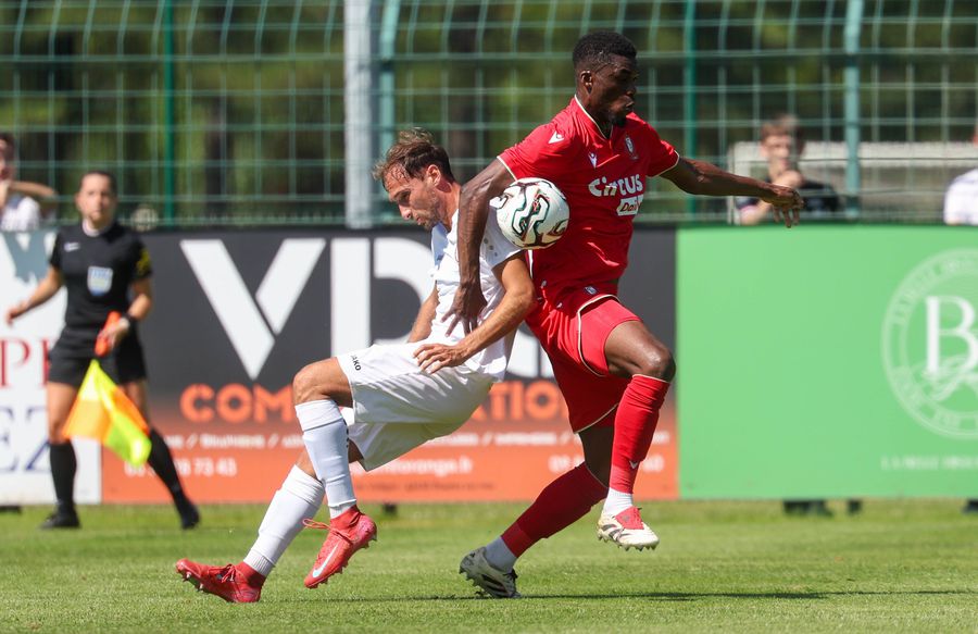 Cum s-a descurcat Josue Homawoo la Standard Liege » Mircea Rednic a tras concluzii după cele 4 meciuri amicale