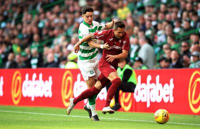 CELTIC - CFR CLUJ // Penalty refuzat ardelenilor în minutul 8: „N-a fost fault, a fost demolare!”