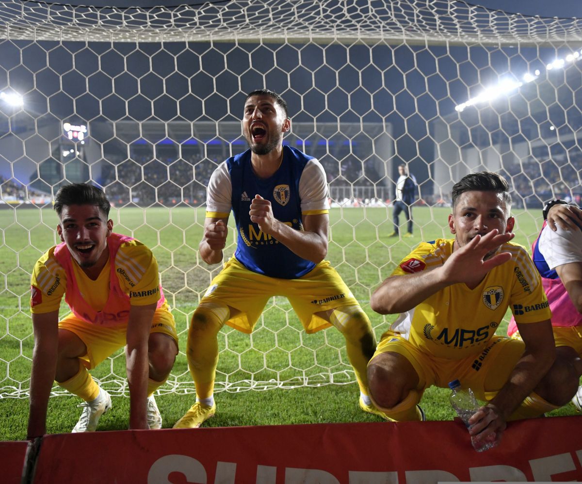 Dezamăgire mare la Rapid, după 0-1 cu Petrolul: finanțatorul a plecat imediat + ce au făcut jucătorii