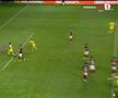 FOTO Petrolul - Rapid, Moldovan a scăpat mingea în poartă 13.08.2022