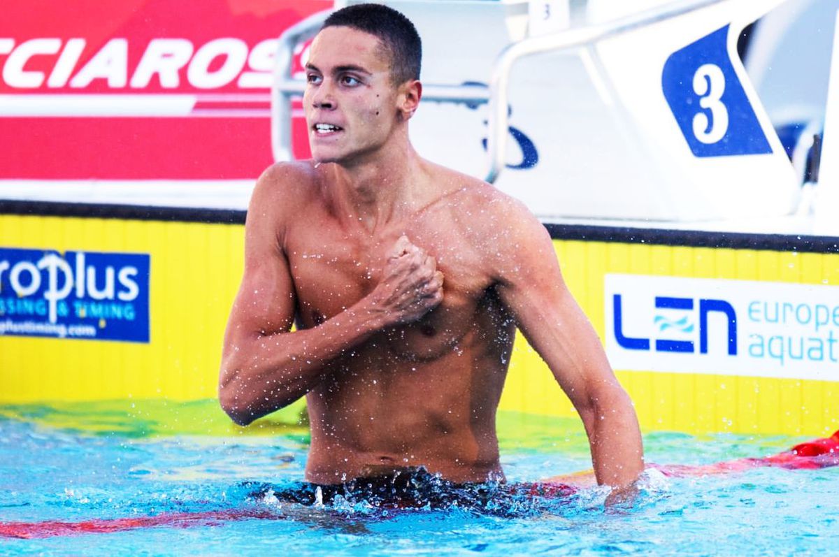 David Popovici e cel mai rapid înotător al tuturor timpurilor! A spulberat RECORDUL MONDIAL în proba de 100 de metri liber și a cucerit aurul european