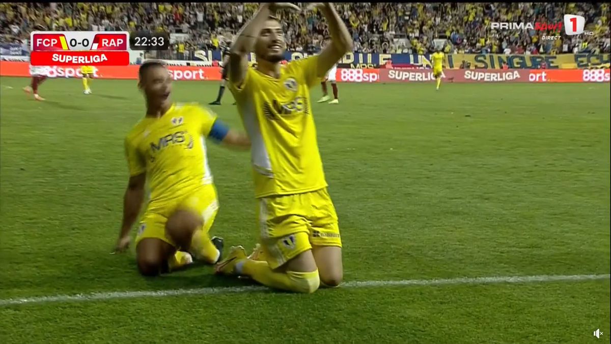 FOTO Petrolul - Rapid, Moldovan a scăpat mingea în poartă 13.08.2022