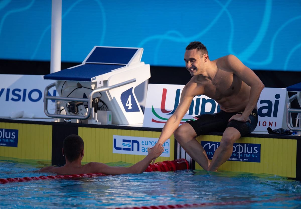 Întreaga planetă e la picioarele lui David Popovici » Materiale istorice pe L'Equipe, Marca și Gazzetta dello Sport: „De pe altă planetă, nu poate să fie om!”