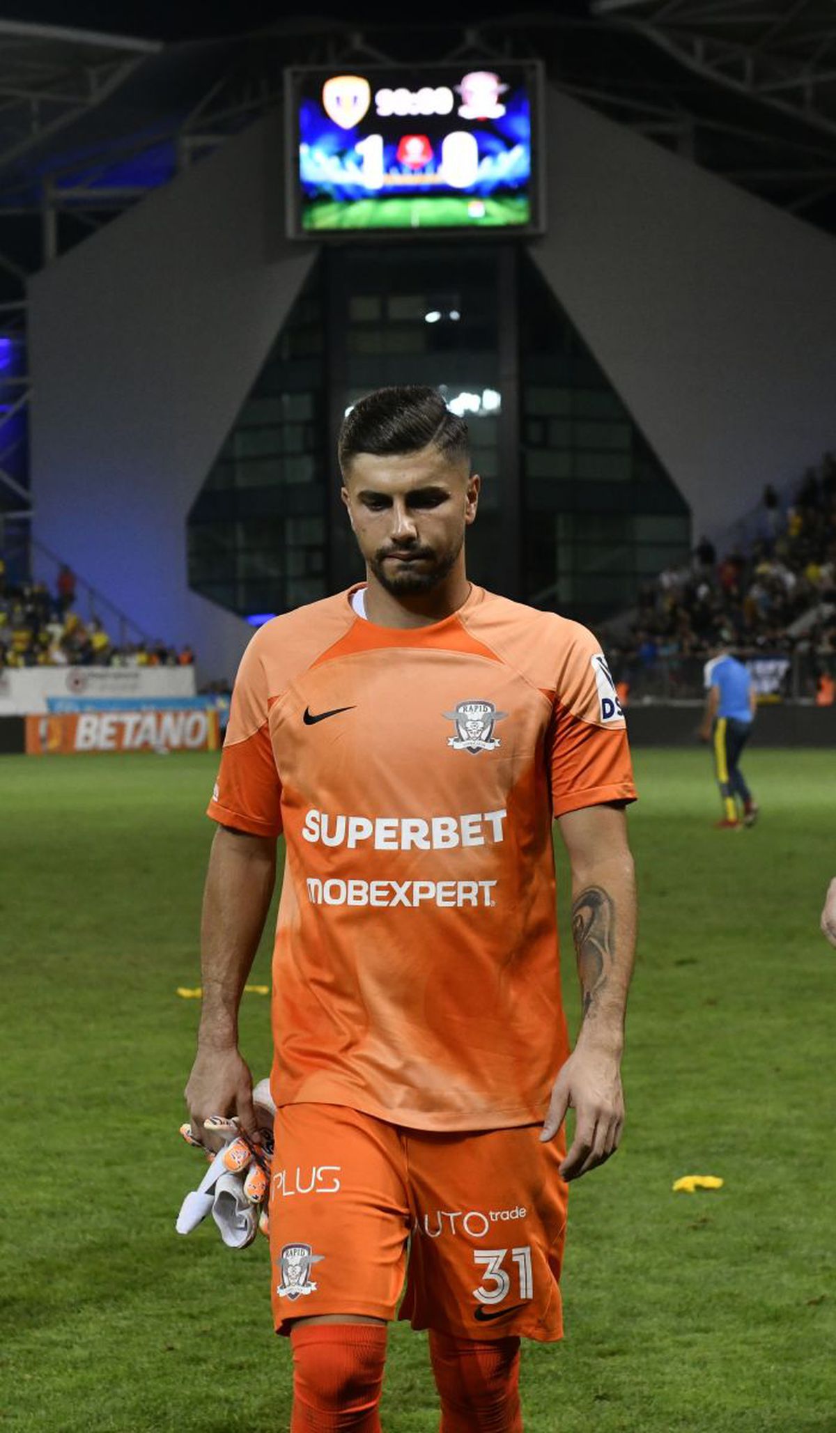 Dezamăgire mare la Rapid, după 0-1 cu Petrolul: finanțatorul a plecat imediat + ce au făcut jucătorii