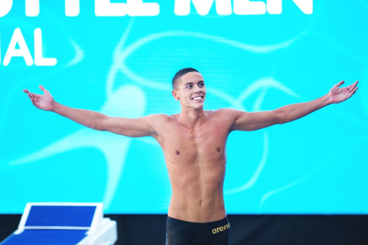 David Popovici e cel mai rapid înotător al tuturor timpurilor! A spulberat RECORDUL MONDIAL în proba de 100 de metri liber și a cucerit aurul european