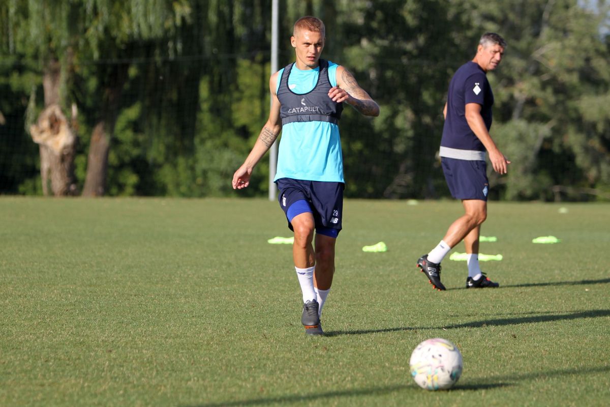 Lucescu și Yarmolenko în baza „Constructorul” » Dinamo Kiev s-a antrenat în casa Rapidului