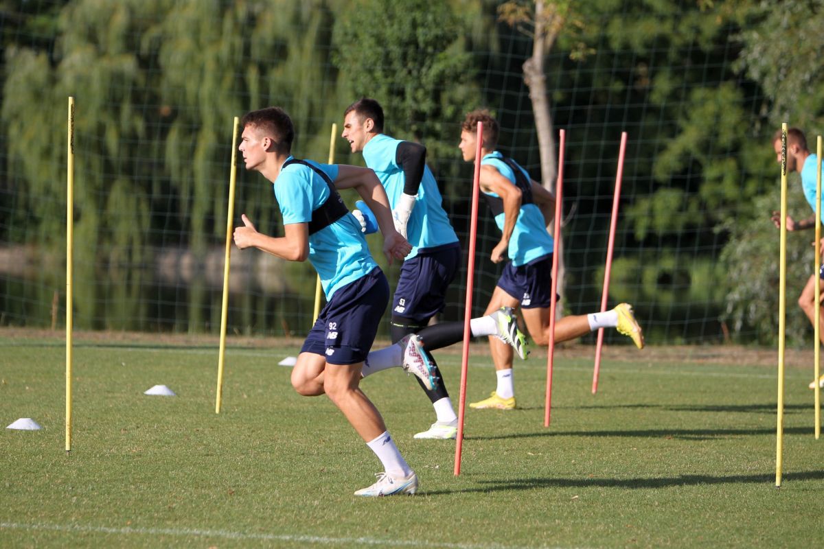Dinamo Kiev s-a pregătit la baza Rapidului înainte de meciul cu Aris Salonic, din Giulești