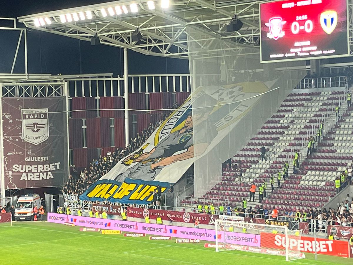 Scenografii și atmosferă la Rapid - Petrolul