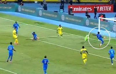 „N-am văzut așa ceva în viața mea!” » Val de reacții după ce Cristiano Ronaldo a fost blocat în cel mai spectaculos mod posibil