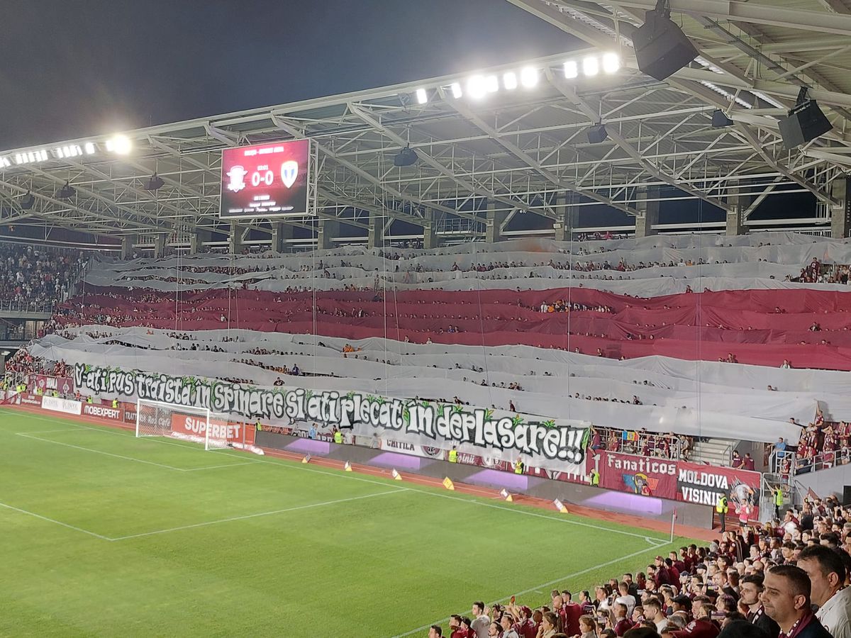 Scenografii și atmosferă la Rapid - Petrolul