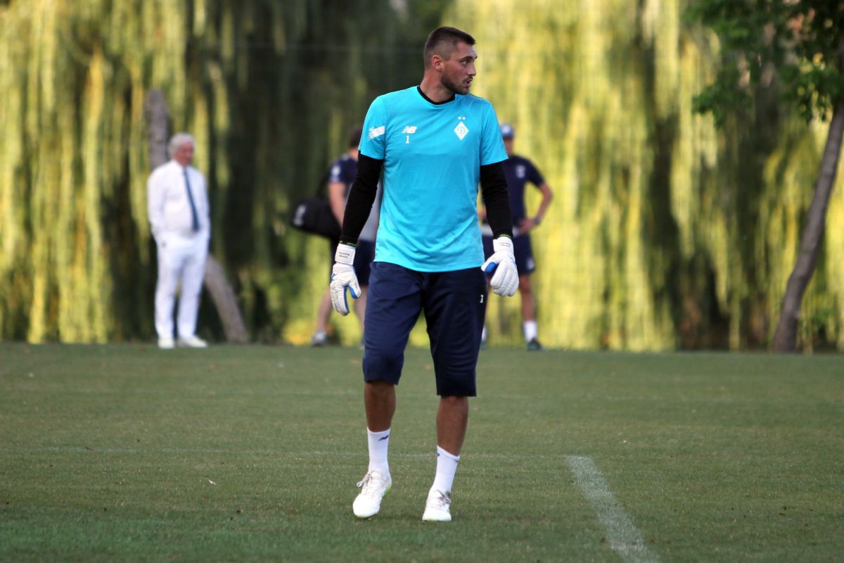 Lucescu și Yarmolenko în baza „Constructorul” » Dinamo Kiev s-a antrenat în casa Rapidului