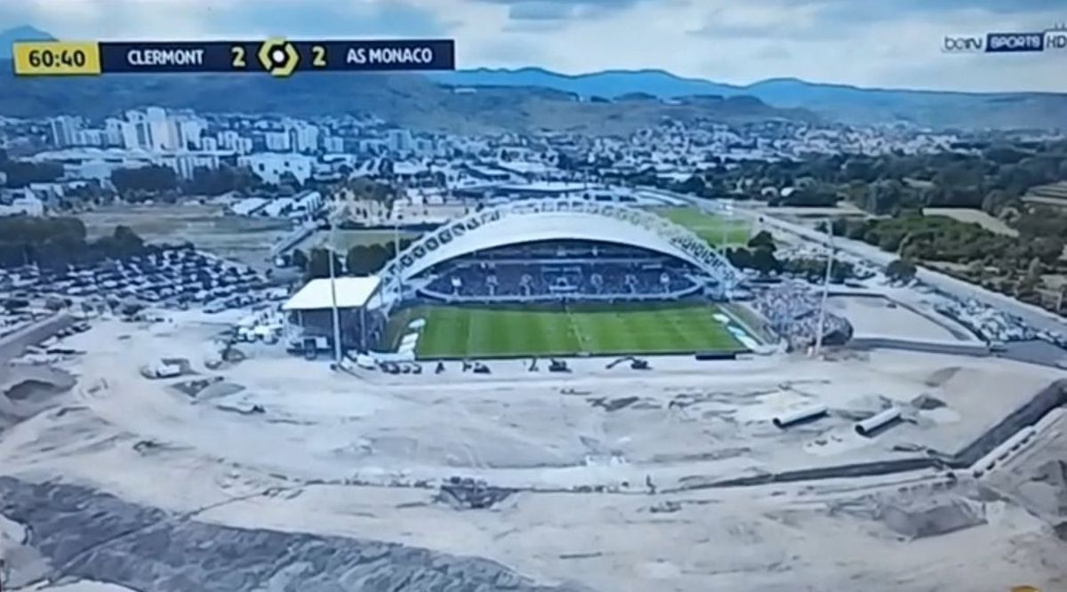 Spectacol lângă excavatoare în prima ligă » Imagini inedite dintr-un meci cu 6 goluri