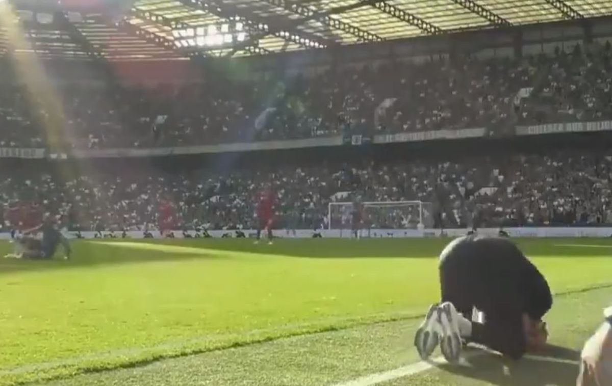 Klopp a căzut în genunchi » Imaginile serii în Chelsea - Liverpool