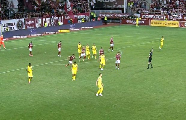 Consens în studio după Rapid - Petrolul: „Golul trebuia anulat! De ce nu a intervenit VAR?”