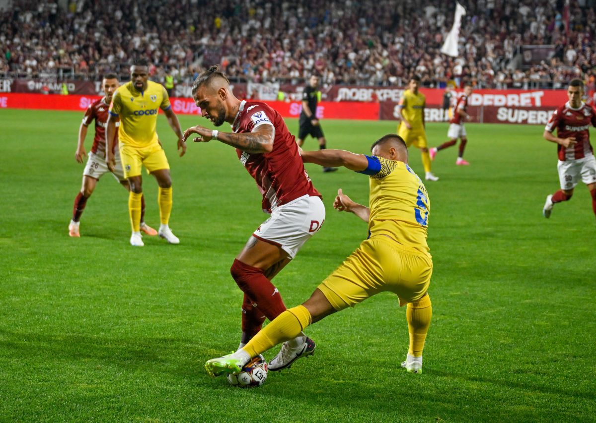 Galeria eliberează calea pentru venirea lui Șumudică! Ce s-a scandat pe stadion după Rapid - Petrolul