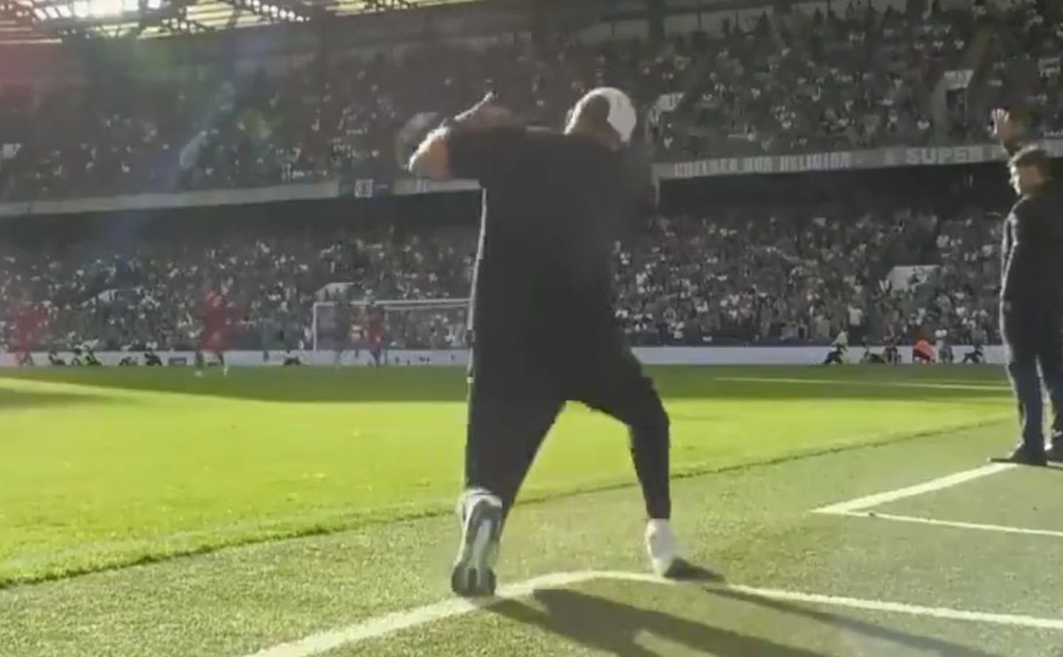 Klopp a căzut în genunchi » Imaginile serii în Chelsea - Liverpool