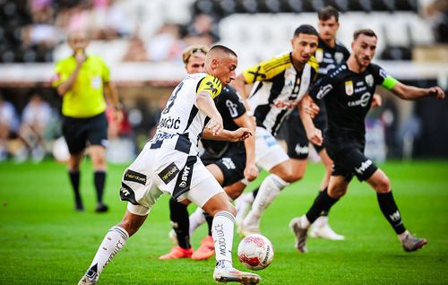 FCSB a pierdut manșa decisivă cu Sparta Praga, scor 2-3, și va juca în compania austriecilor de la LASK Linz în play-off-ul Europa League / foto: Imago