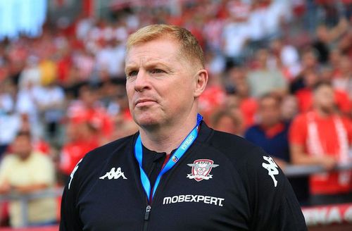 Neil Lennon nu are parte de liniște la Rapid