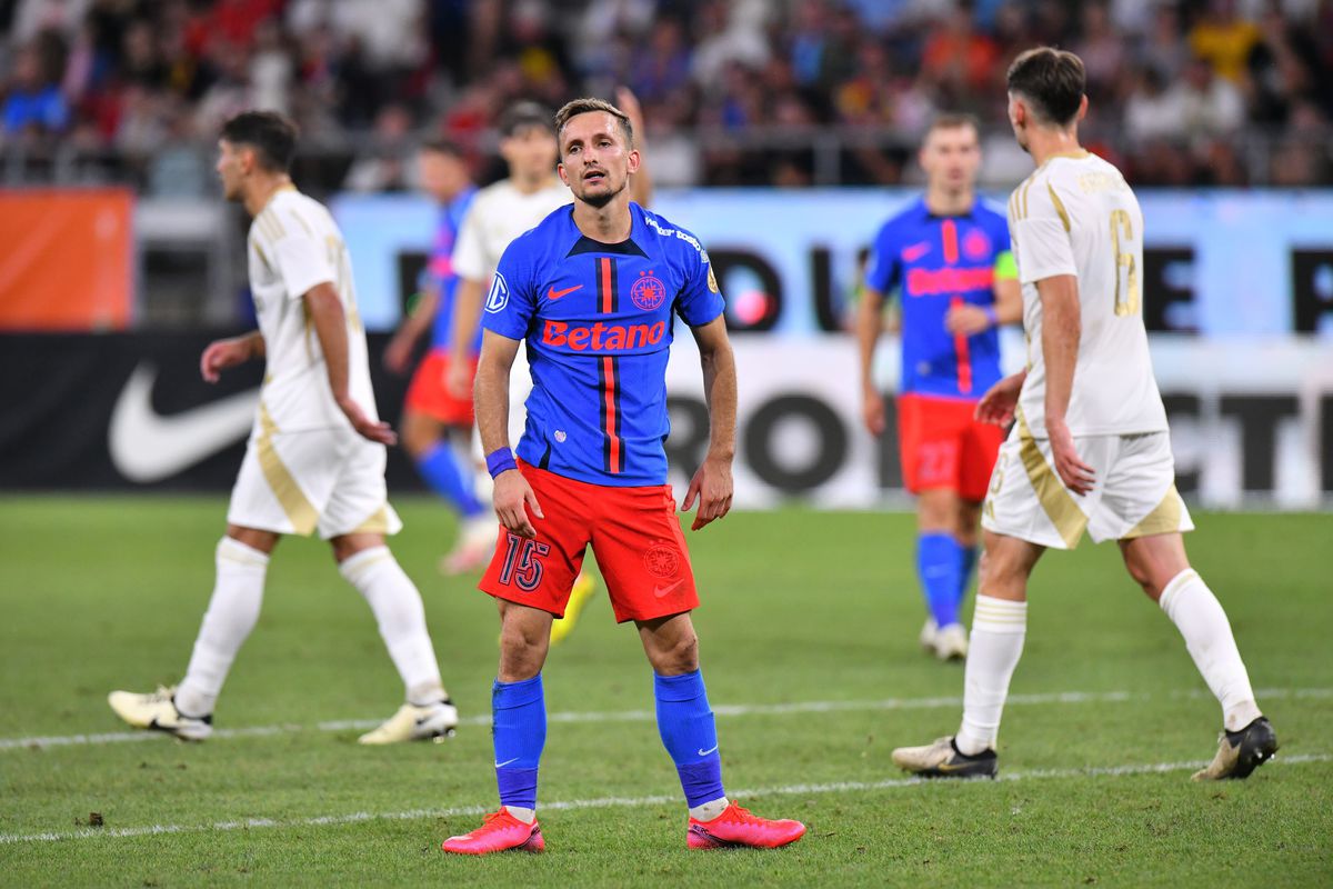 Gigi Becali a intrat în direct, după FCSB - Sparta Praga, și a dat de pământ cu doi jucători: „N-au contat! M-am luat eu după unul și altul”