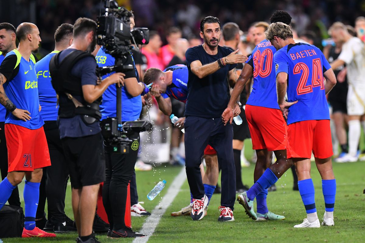 Gigi și Șumudică, dialog în direct: „Vă spun eu, domnule Becali! E de 3 ori mai nouar!”