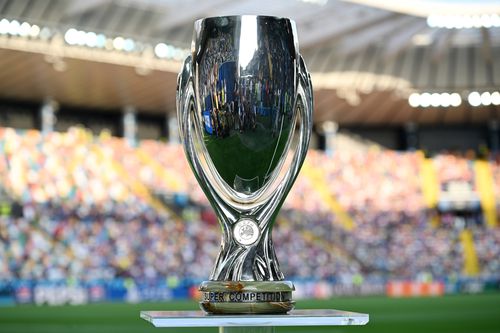 Copii ai refugiaților participă la Supercupa PSG – Tottenham // FOTO: Imago