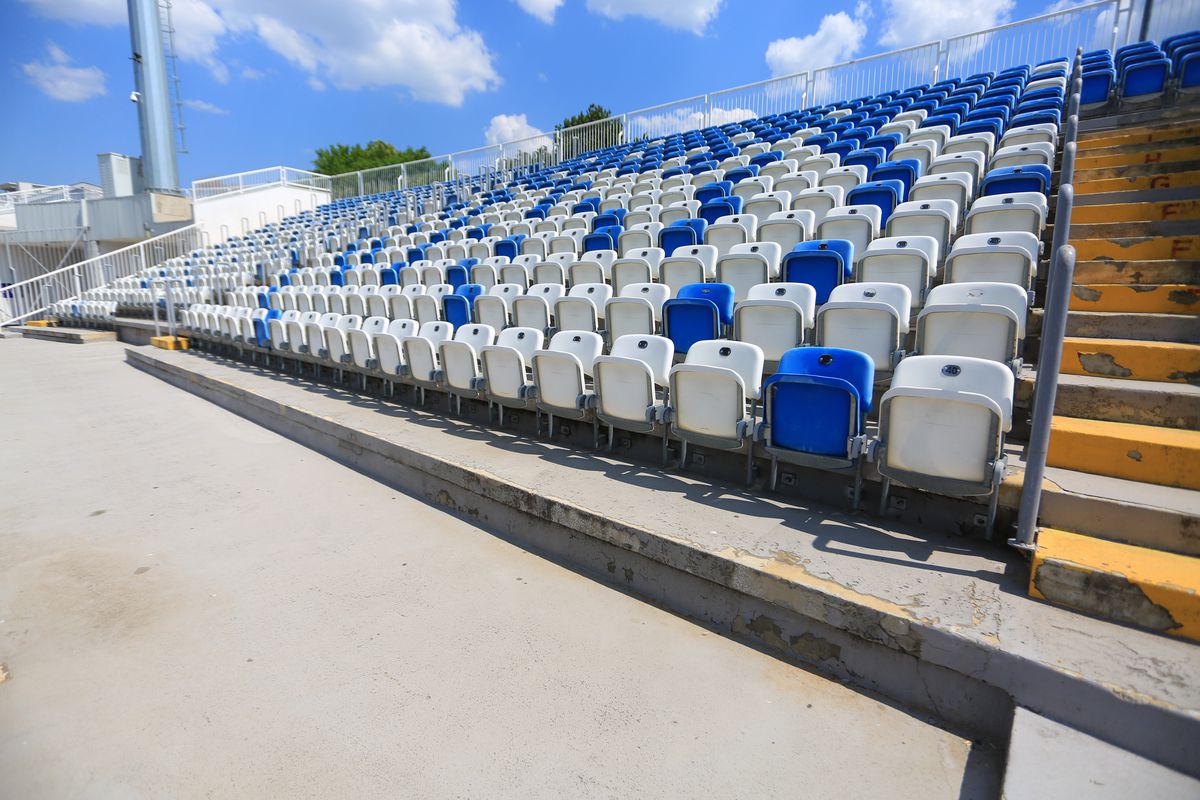 Stadionul Fadil Vokrri din Priştina